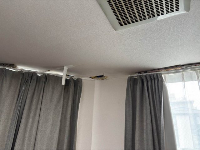 福岡市南区の接骨院の雨漏り