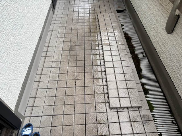 糸島市の防水層が劣化したバルコニー