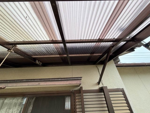 福岡市西区でポリカ波板の取り付け