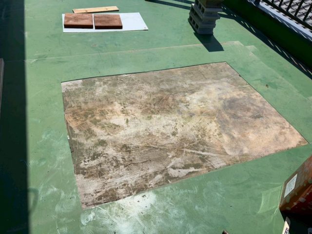 筑紫野市で雨漏りしていた陸屋根の下地