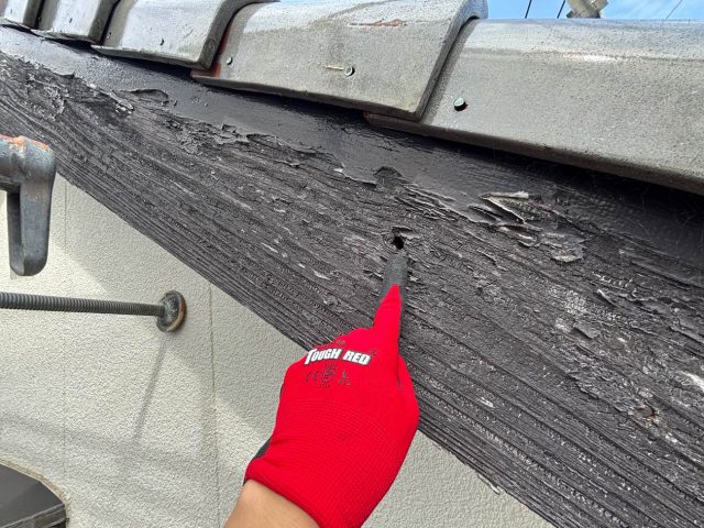 福岡市東区で破風板の劣化を指摘