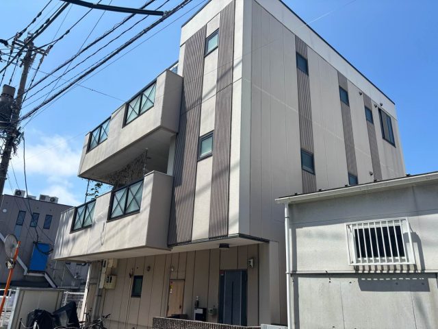 福岡市南区｜3階建てクリニックで他社シーリング補修後も再発したALC外壁の雨漏り原因を調査