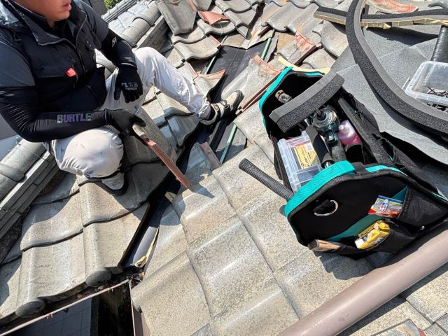 福岡市城南区で瓦屋根の雨漏り補修工事