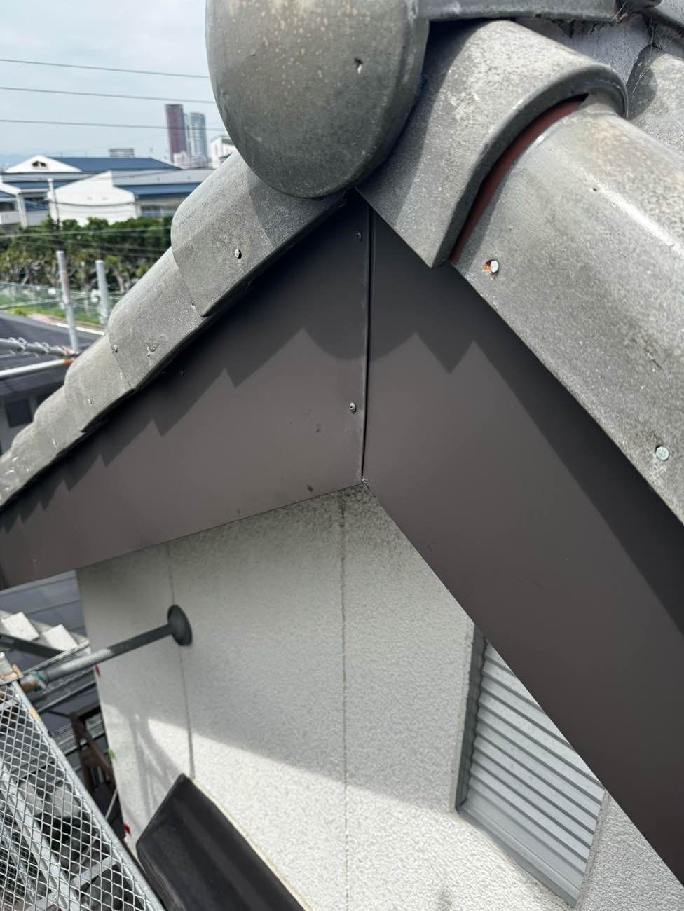 破風板板金カバー工事