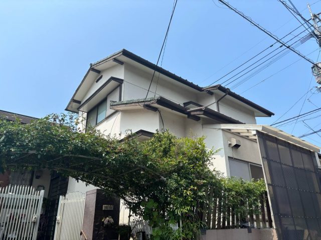 福岡市東区の雨漏りした築60年の住宅