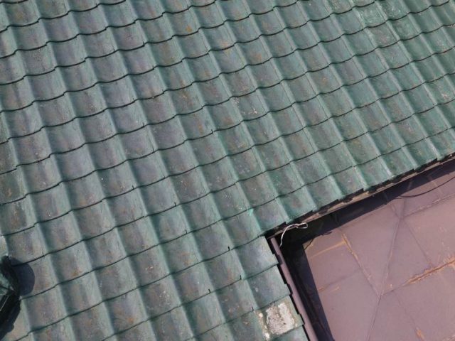 福岡市東区で雨漏りしていたセメント瓦屋根