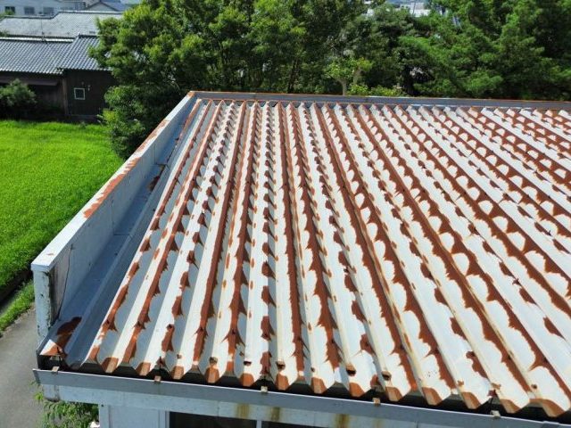 糸島市の雨漏り調査した倉庫折板屋根