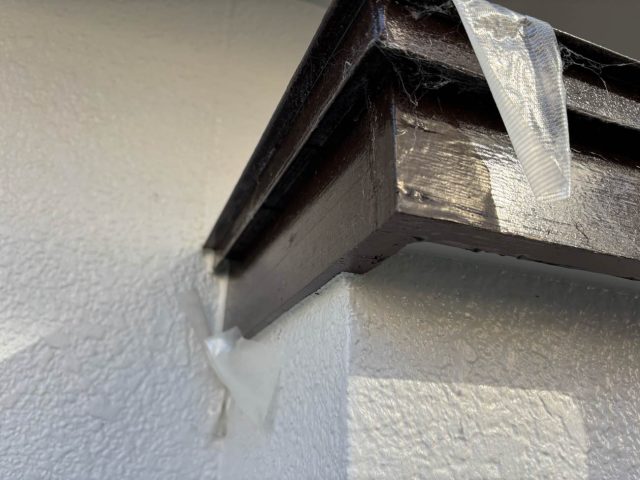 福岡市早良区で強風による庇からの浸水と窓枠付近の漏水原因を特定