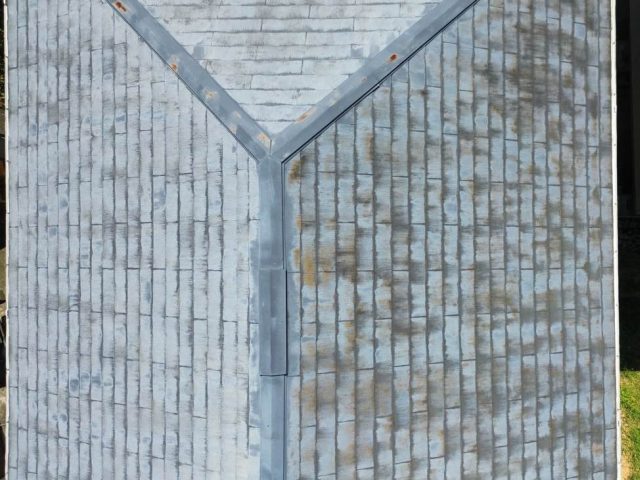 福津市のコロニアル屋根のドローン撮影