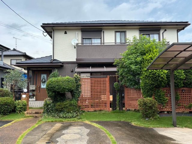 志免町で屋根調査を行う住宅