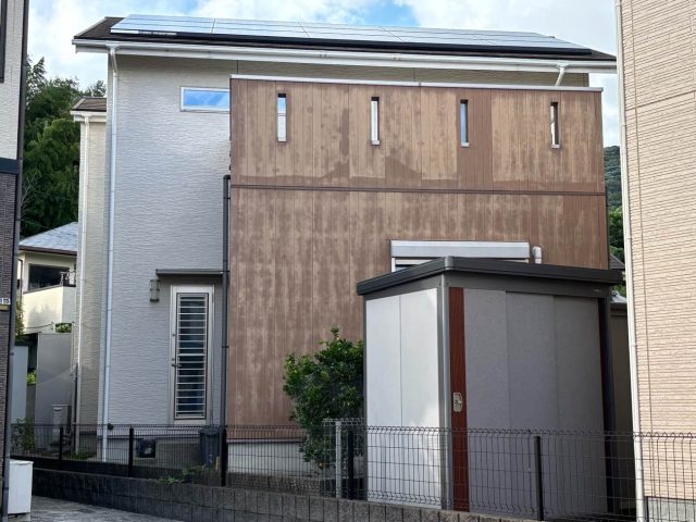 福岡市東区の塗膜劣化した外壁