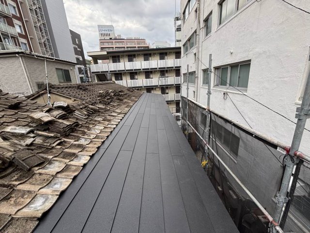 福岡市中央区でスーパーガルテクトを施工