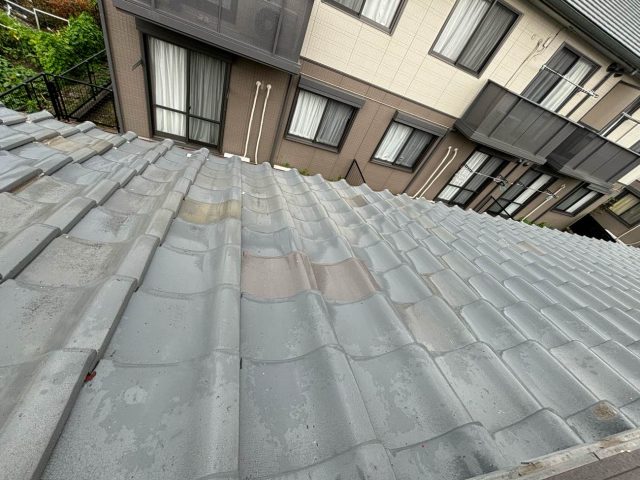 福岡市東区で屋根瓦の雨漏り原因を調査