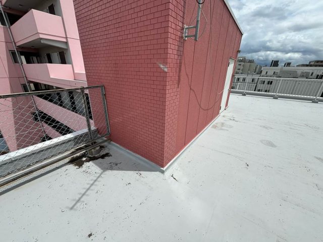福岡市東区のマンション屋上の劣化箇所