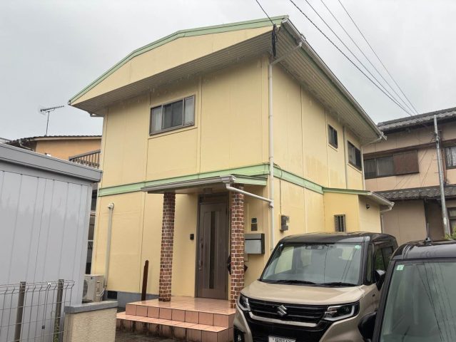 【大野城市】スレート屋根の調査｜色褪せ・苔・カビ発生の原因とは？軽量化と耐震化を希望