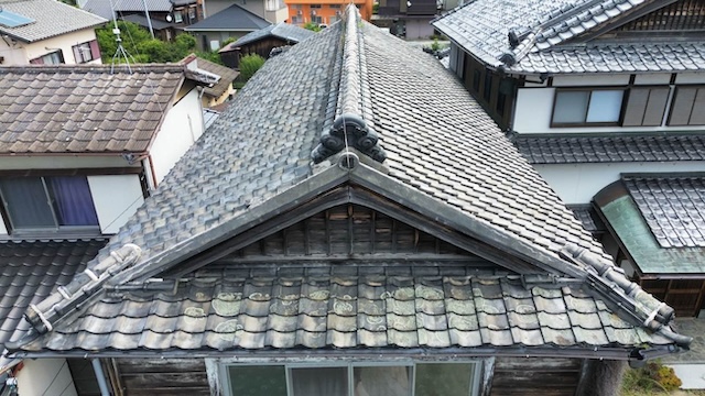瓦屋根の雨漏り・葺き替え工事・福岡県