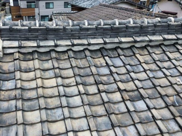 福岡市東区で雨漏りしていた瓦屋根の棟部