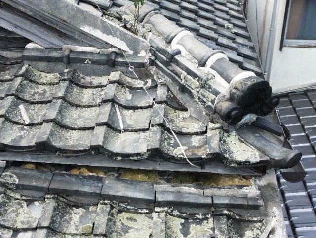 福岡市東区の劣化した土葺きの瓦屋根の棟