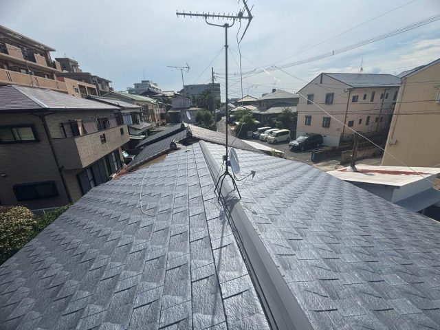 【福岡市城南区】平屋の瓦屋根工事｜ルーガ鉄平葺き替え＆棟メタル工法で耐久性アップ