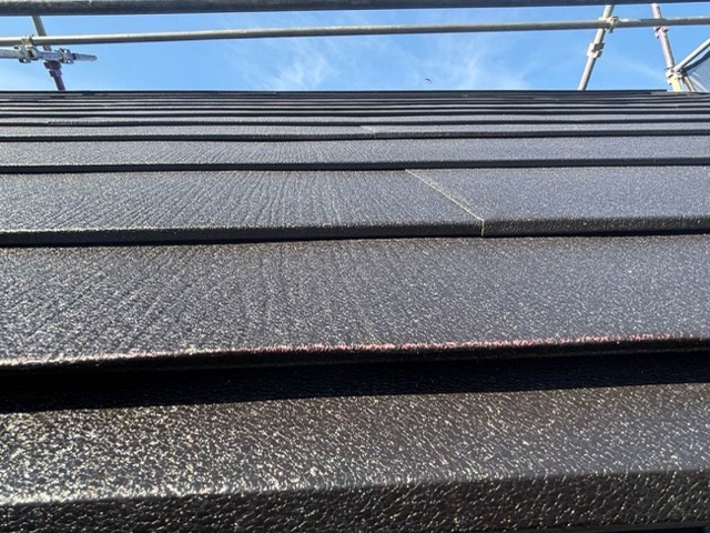福岡市早良区の屋根カバー工法、スーパーガルテクト施工