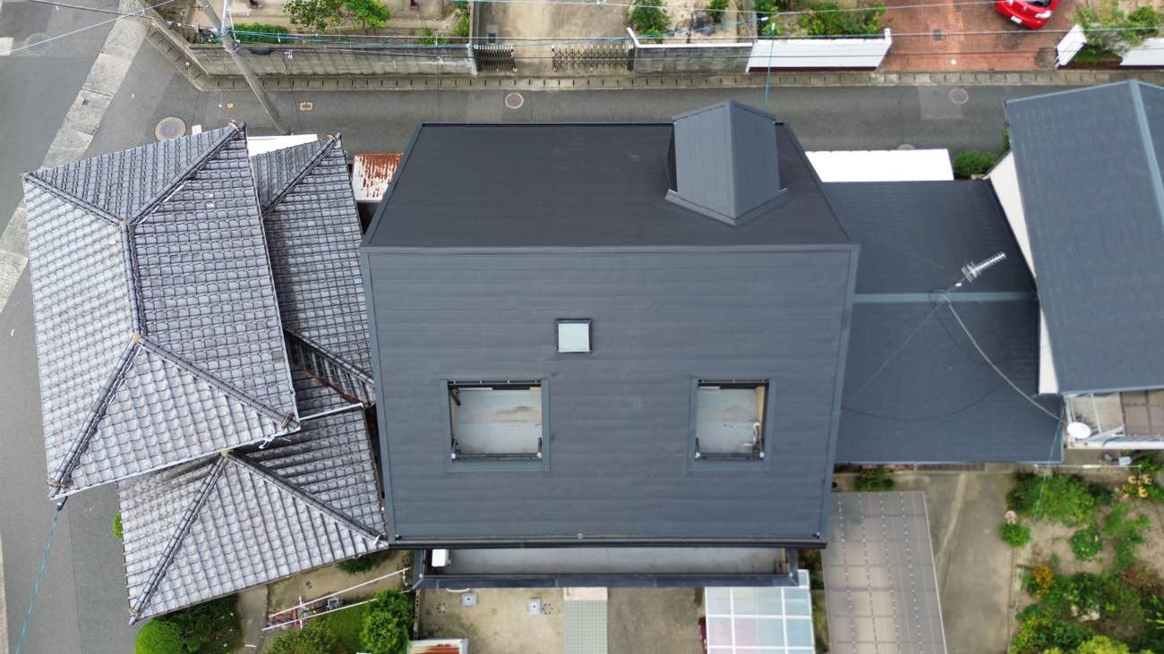 福岡市早良区の屋根カバー工法、スーパーガルテクト