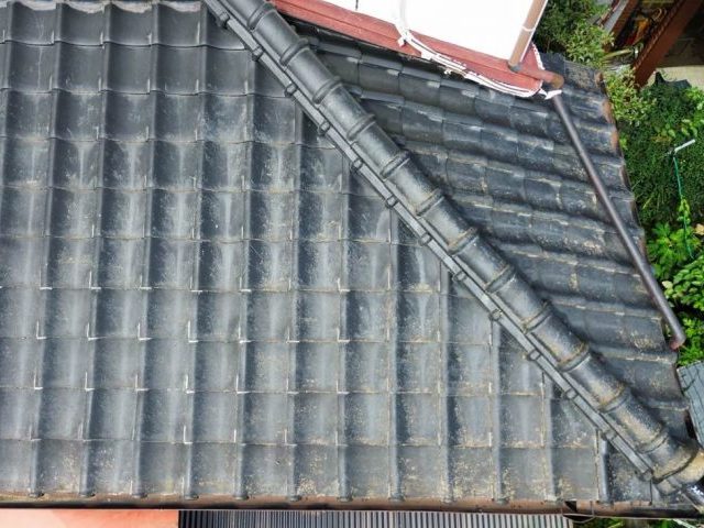 福岡市西区で雨漏りした瓦屋根