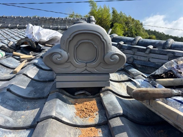 福岡市棟の積み直し工事、鬼瓦