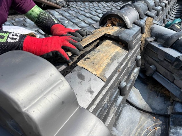 福岡市棟の積み直し工事、鬼瓦