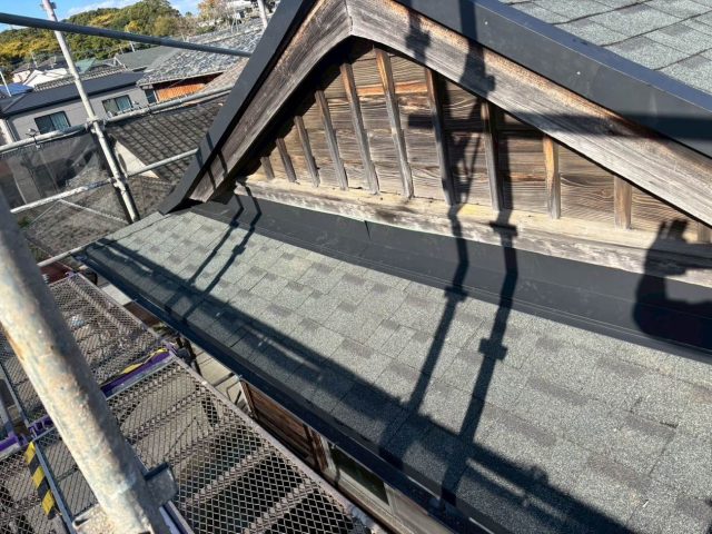 福岡市東区のオークリッジスーパーによる屋根改修工事