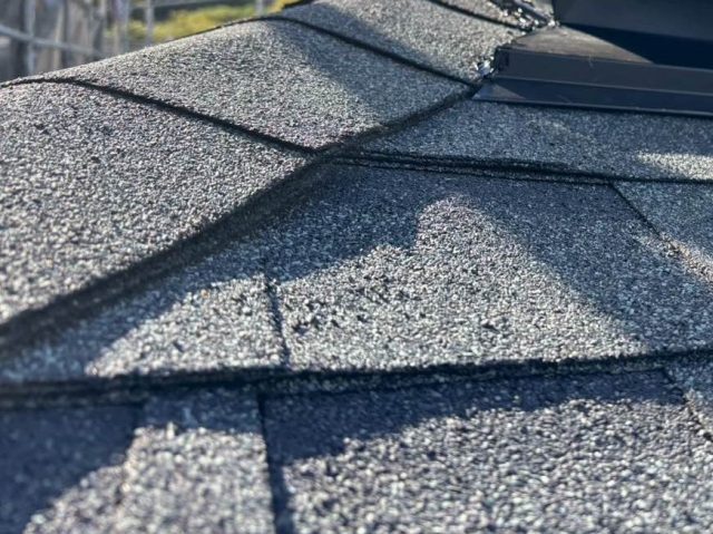 福岡市東区で葺き替えたオークリッジスーパーの表面写真