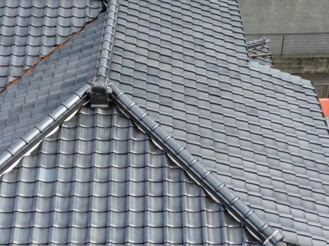 福岡市南区の経年劣化が進行した瓦屋根