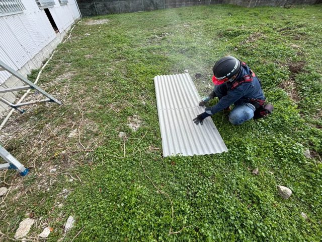 福岡市早良区の倉庫の外壁の補修