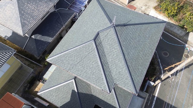 【太宰府市】他社塗装の施工不良を克服する「屋根カバー工法工事」レポート！完結編