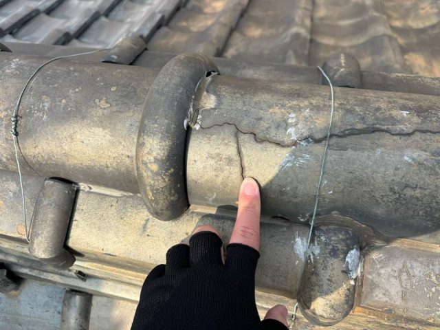 福岡市東区の棟瓦のひび割れ