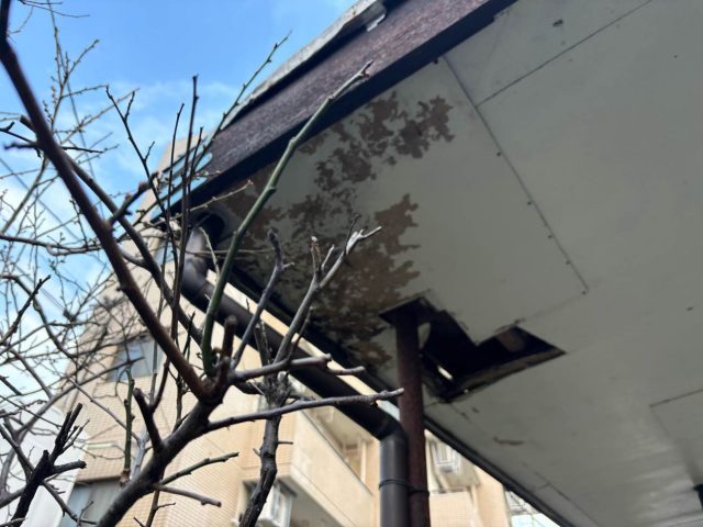 福岡市東区の軒天の雨漏り・破損