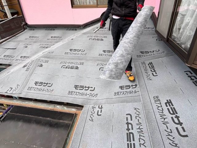 福岡市南区で敷かれた新しい防水シート