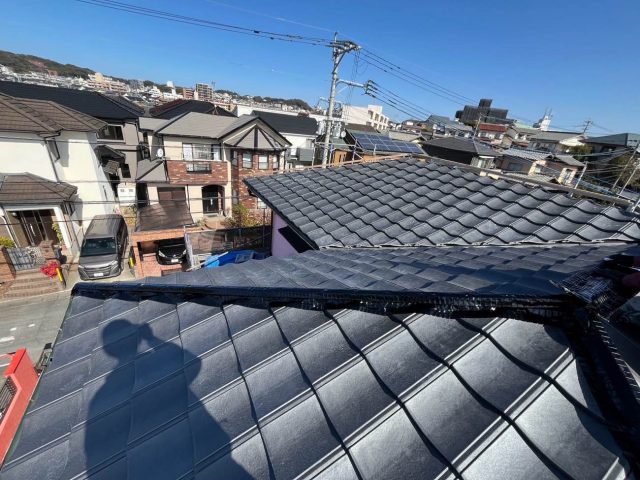 福岡市南区で棟部に乾式面戸シートを施工