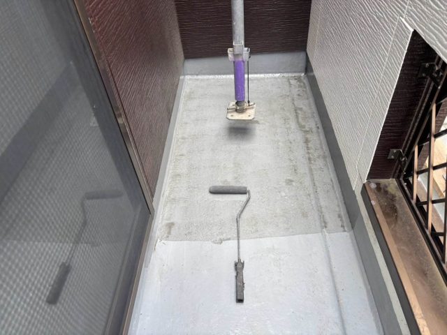 福岡市南区で防水工事に伴い下地調整