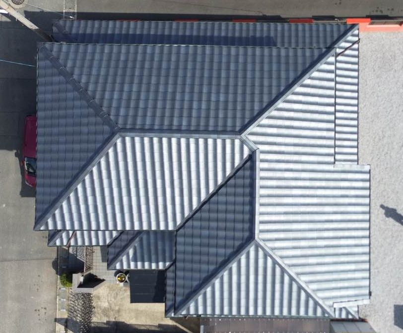 ルーガを採用した葺き替え工事