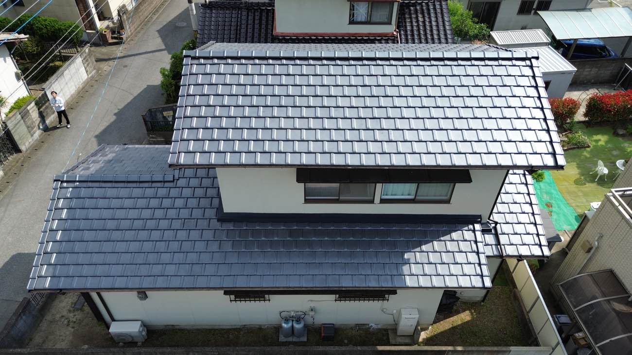 福岡市早良区の屋根葺き替え工事、スーパートライ
