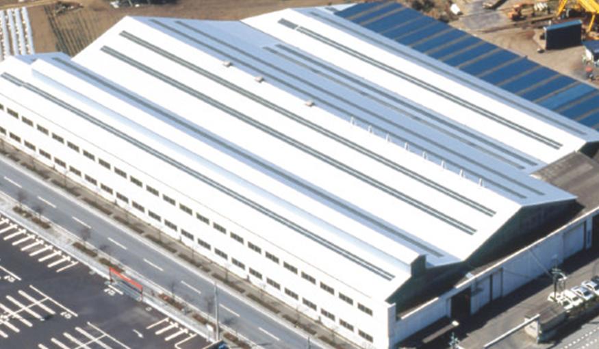 【福岡】工場・倉庫の屋根改修・雨漏り修理｜大型屋根のカバー工法・葺き替えなら街の屋根やさん福岡西店