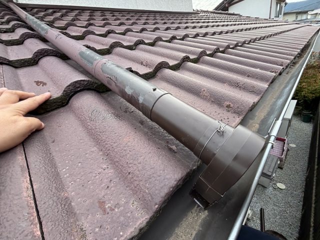 福岡市西区で交換した這樋水下エルボ